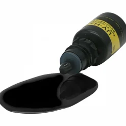 Fliegenbindeharz, Nachtschwarz