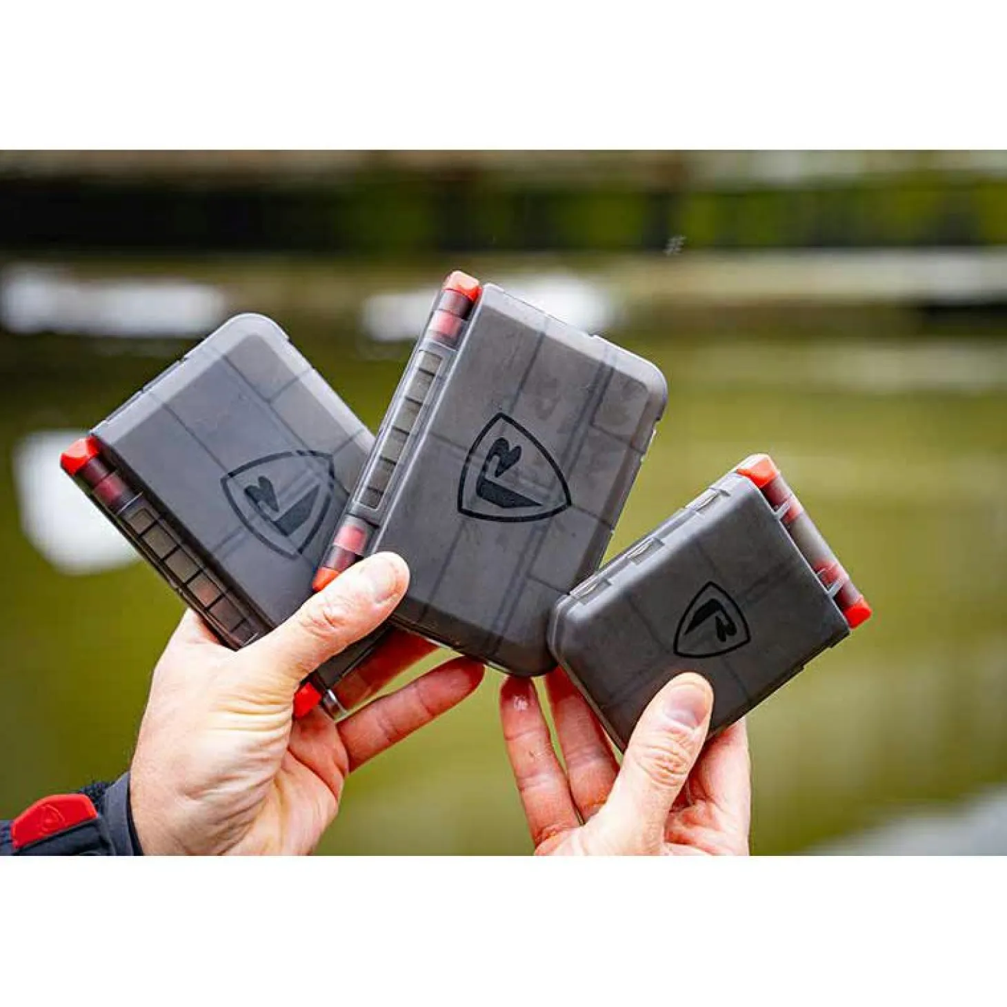 Fox Rage Medium Full Compartment