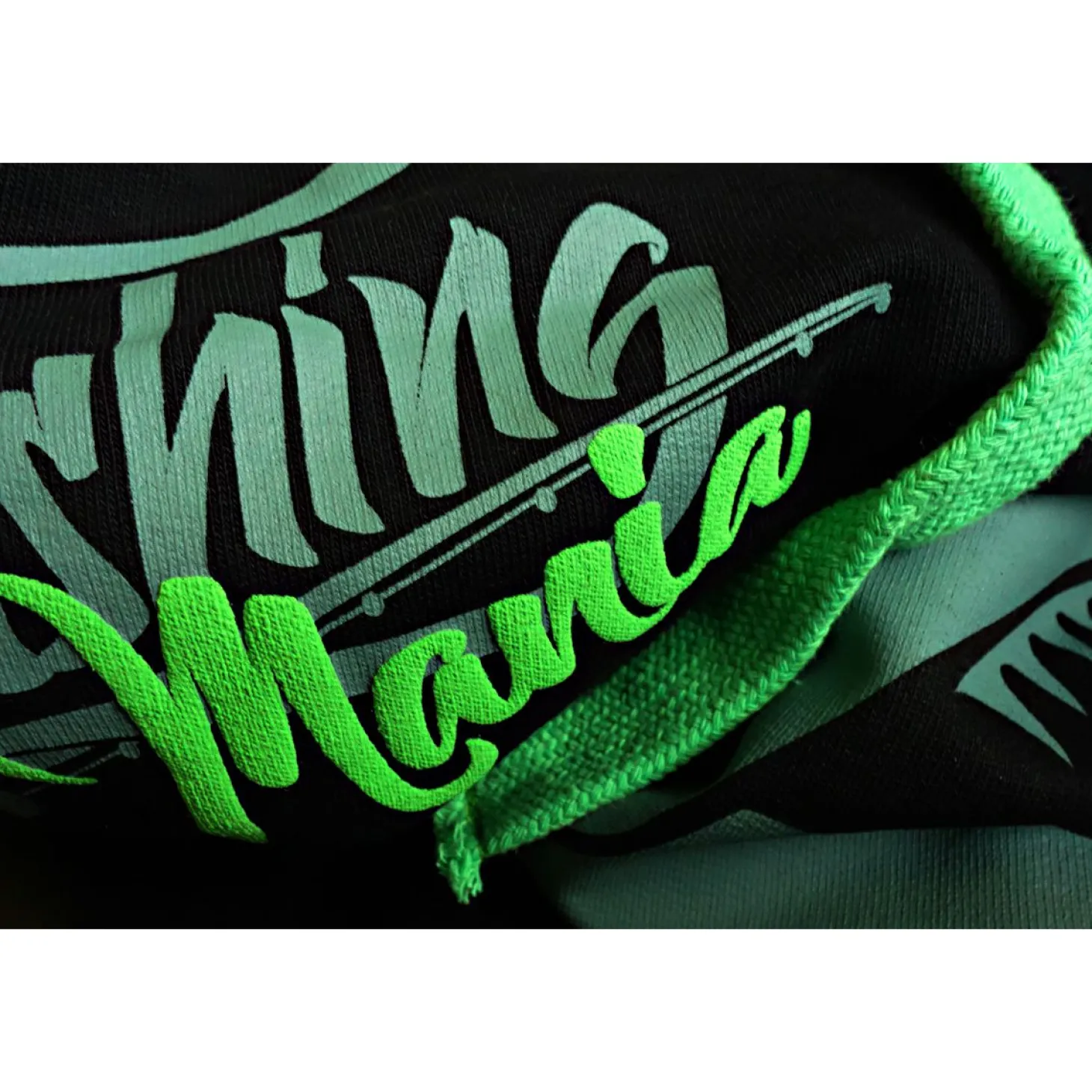 Hotspot Fishing Mania Pike Hoodie Herren (Black)