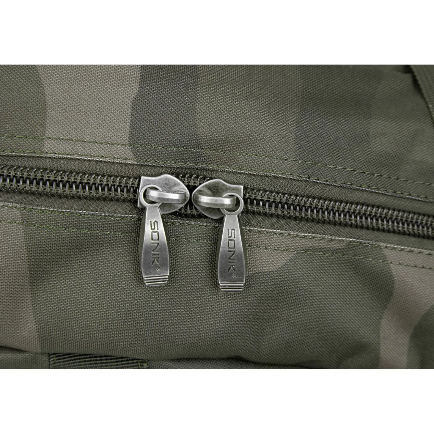 Sonik Bank-Tek 3 Rod Compact Sleeve